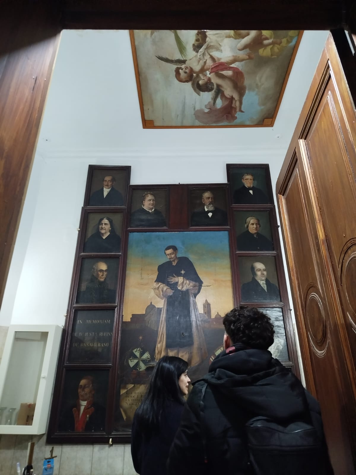 Uribelarrea — Iglesia de Emma y Dante, Padre Ulises